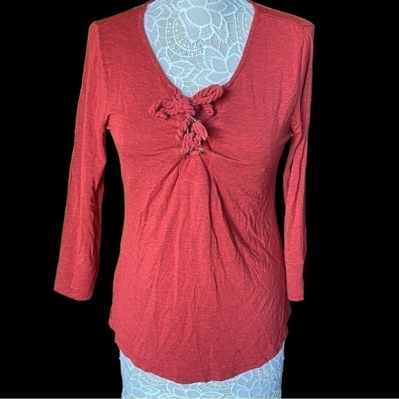 𝅺democracy Medium warm reddish orange shirt long sleeve - Picture 4 of 11